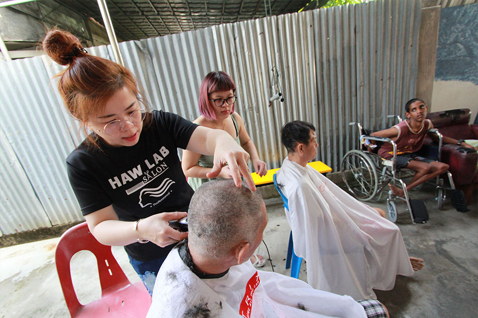 Haircut by Haw Lab Saloon.